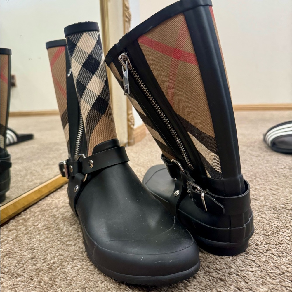 Burberry Black and Tan Plaid Rain Boots